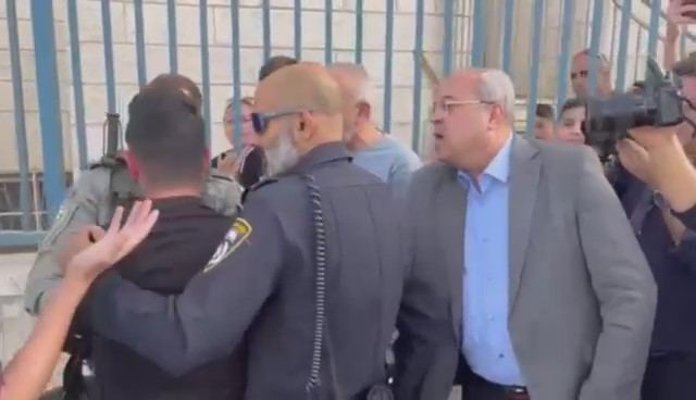 حملة تحريض ضد النائب احمد الطبيبي بسبب هذا الفيديو